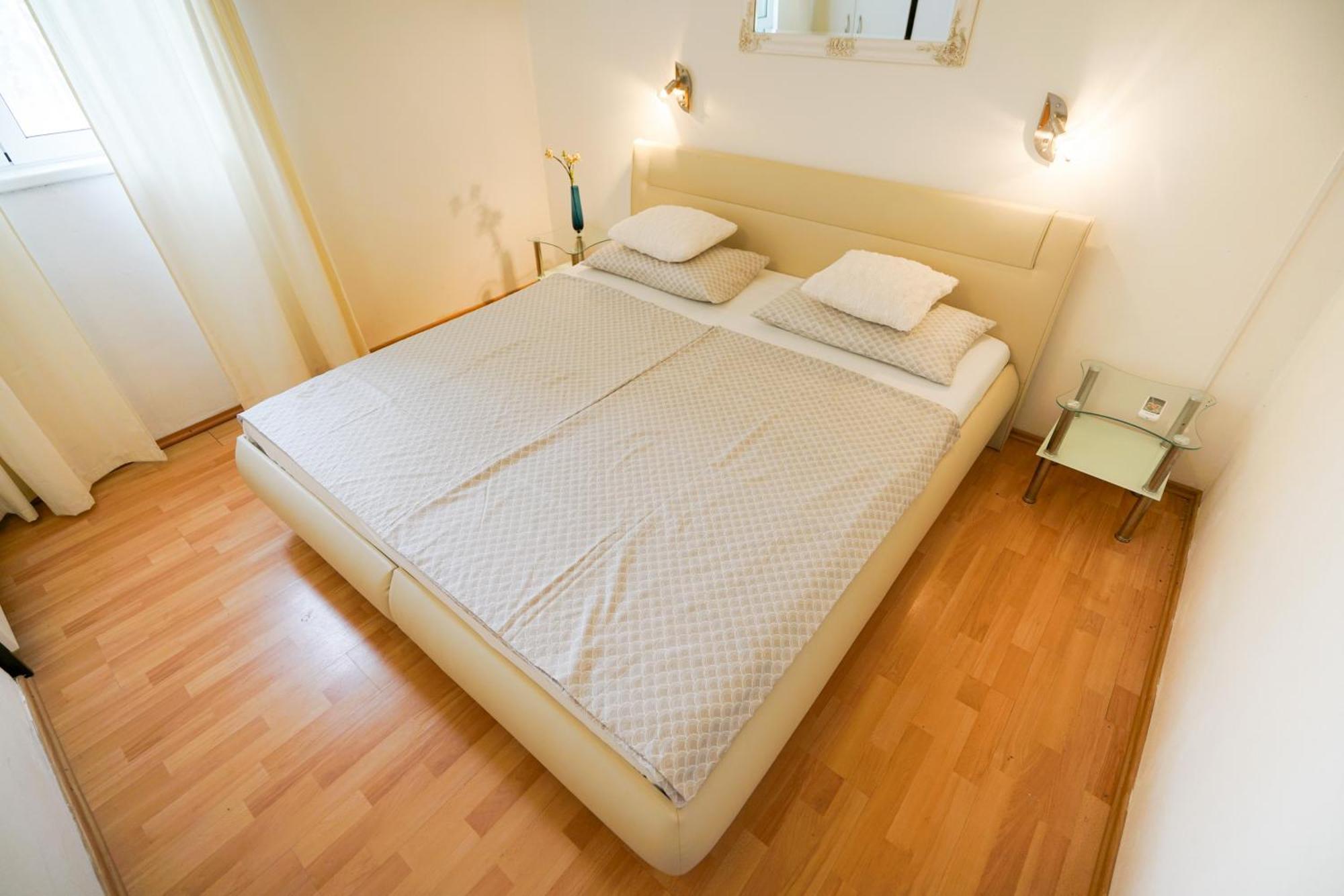 Apartments Osljak Preko Bagian luar foto